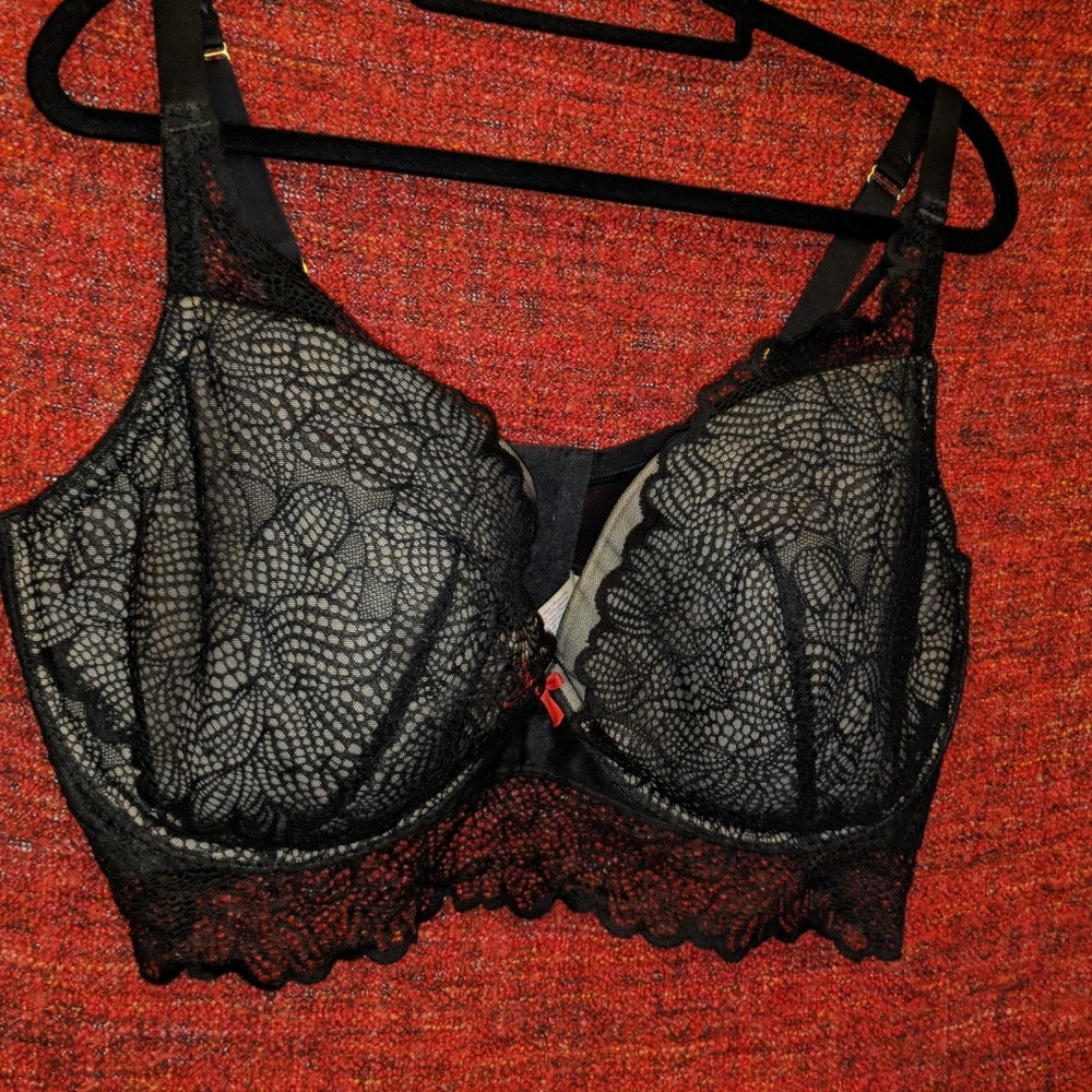 Seriously sexy bra.